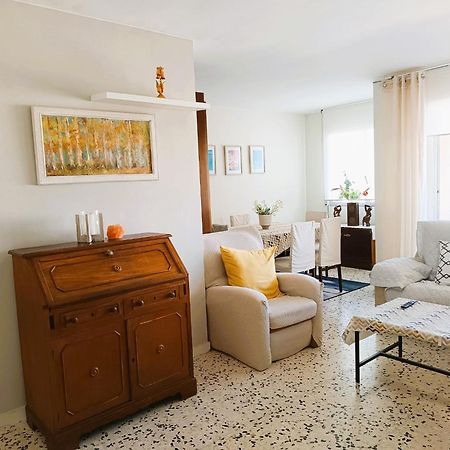 קאלאפיי Villa Service - Torre Barot 5º מראה חיצוני תמונה