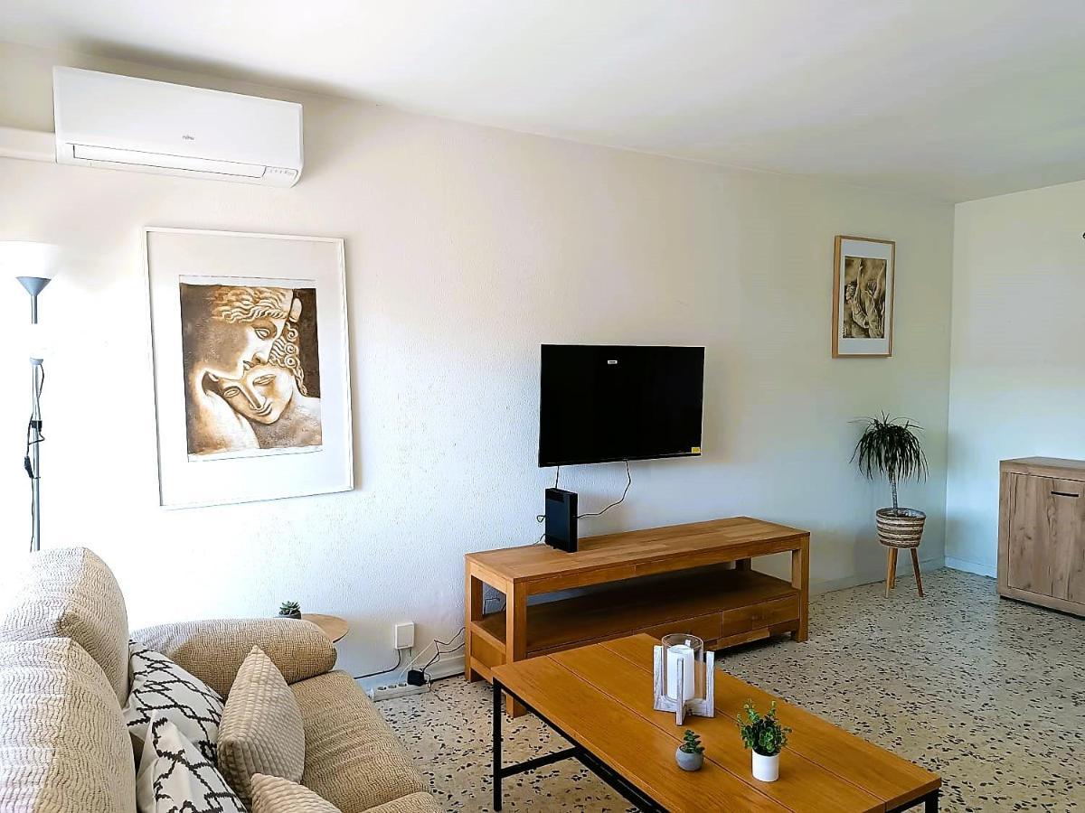 קאלאפיי Villa Service - Torre Barot 5º מראה חיצוני תמונה